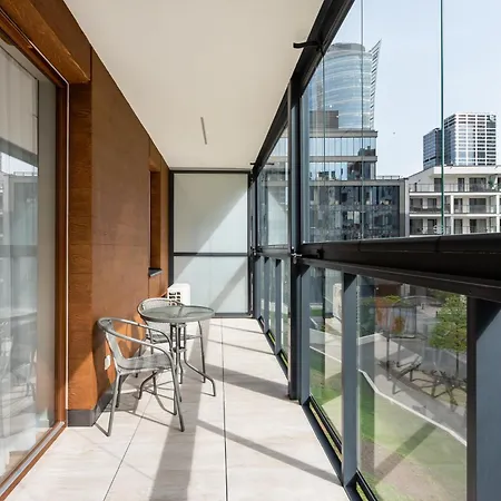 Wola Grzybowska Chic 华沙