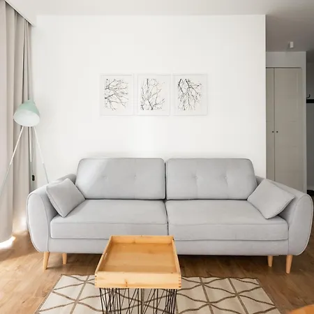 Wola Grzybowska Chic * Варшава